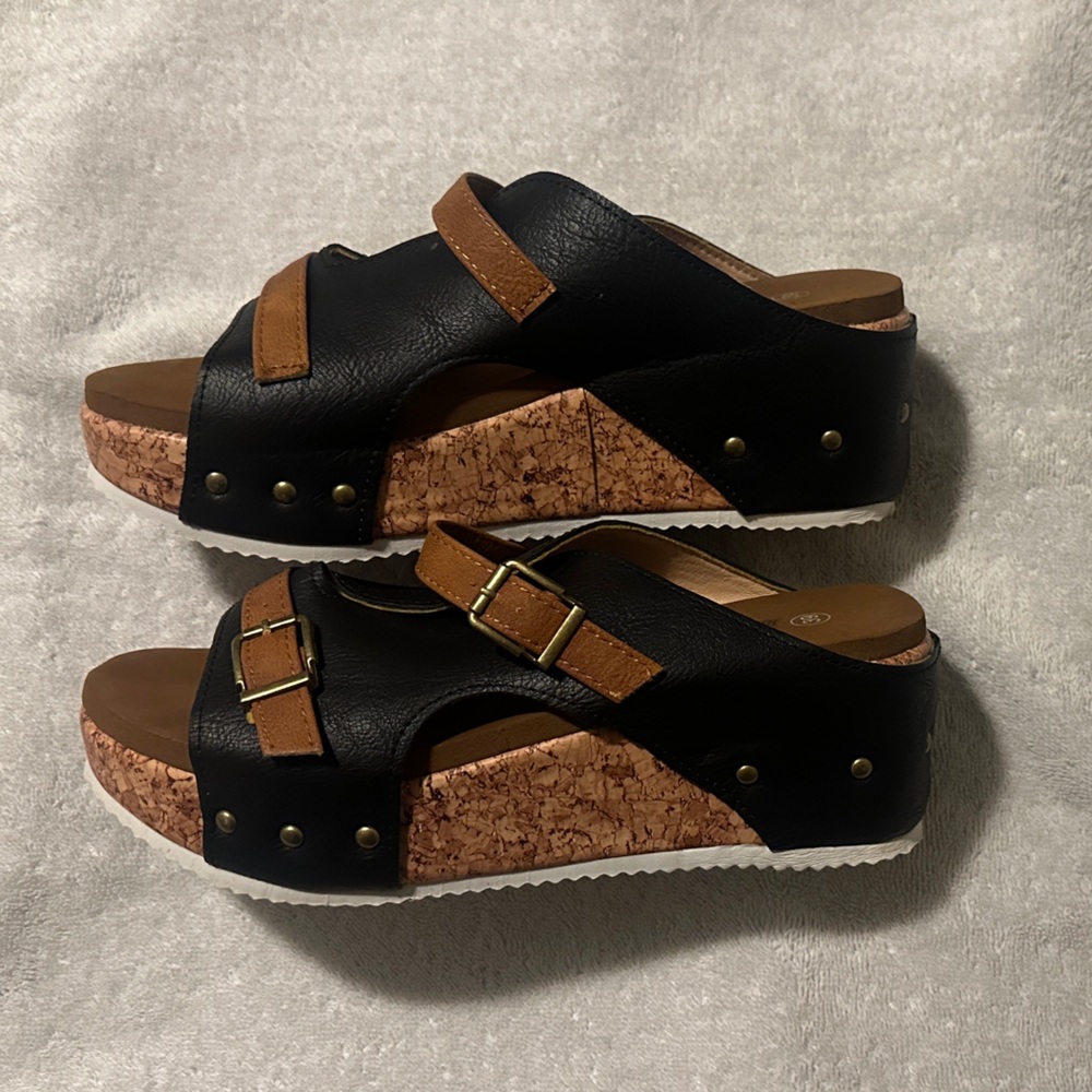 Elegant Black and Tan Women's Wedge Sandals